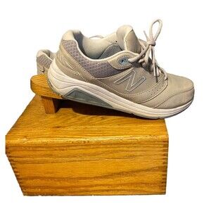 New Balance Women's Athletic Shoes 928v3 Bone W‎ Size 7.5